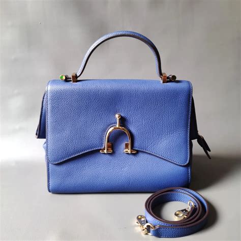 hermes stirrup top handbag.jpg